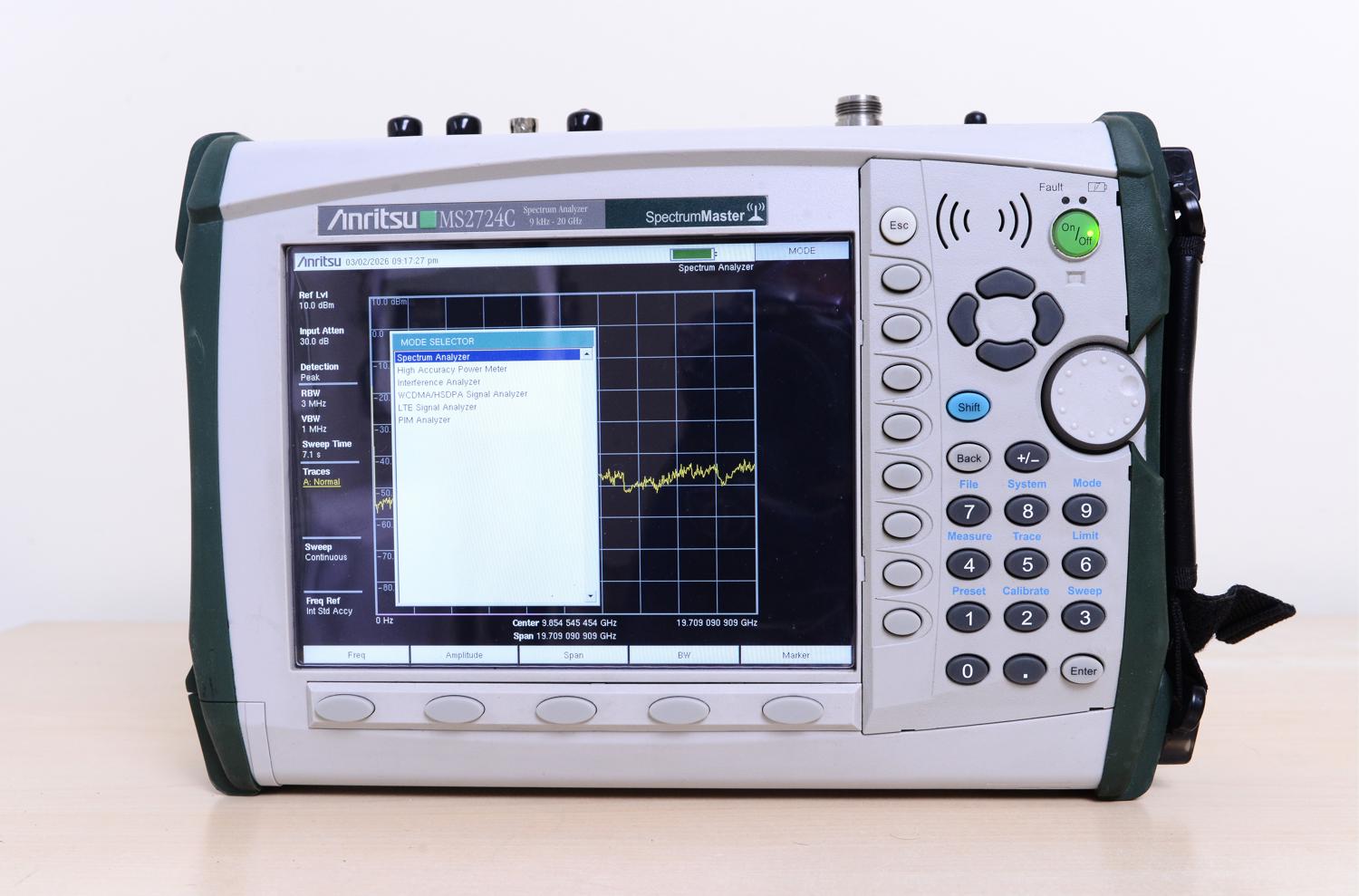 Портативный анализатор Anritsu MS2724C